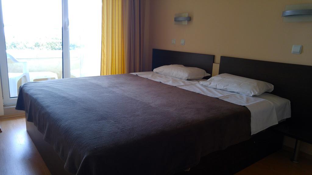 Europroperties Nikea Park Golden Sands Exteriör bild